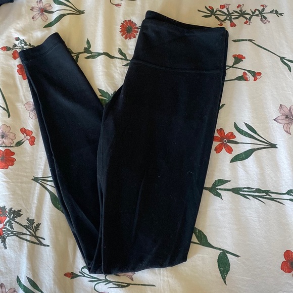 Lululemon Black Leggings - Picture 1 of 6